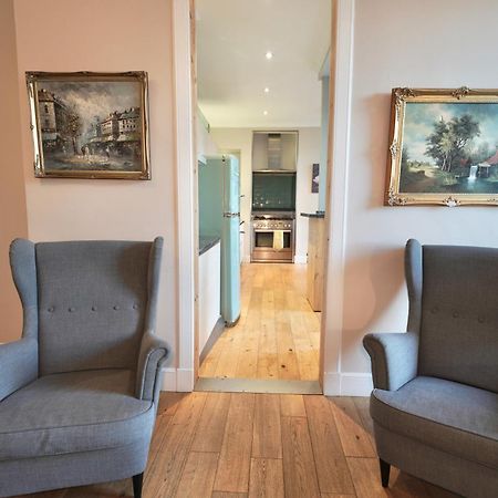 Spacious 2 Bed Apt Next To Royal Mile & Waverley Edinburgh Ngoại thất bức ảnh