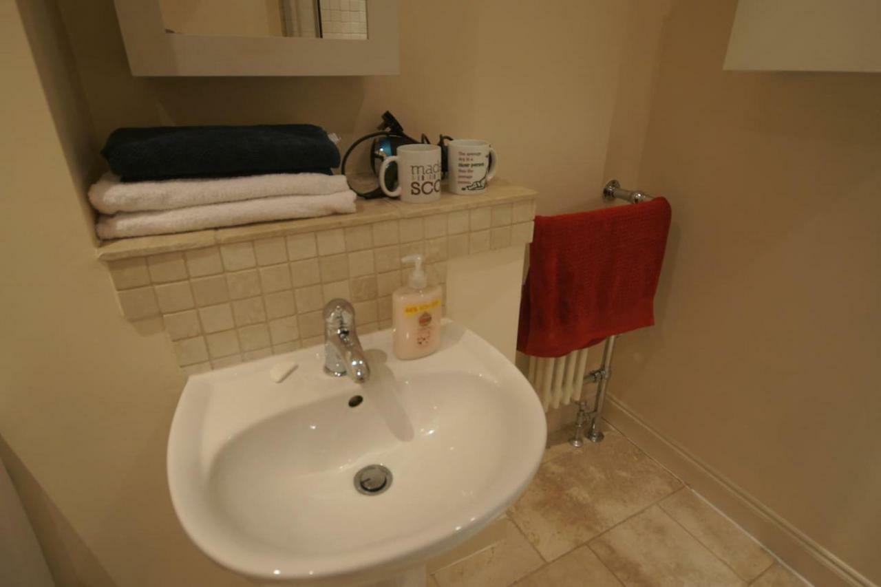 Spacious 2 Bed Apt Next To Royal Mile & Waverley Edinburgh Ngoại thất bức ảnh