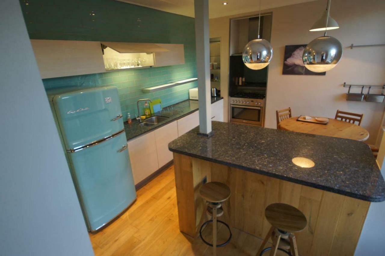 Spacious 2 Bed Apt Next To Royal Mile & Waverley Edinburgh Ngoại thất bức ảnh