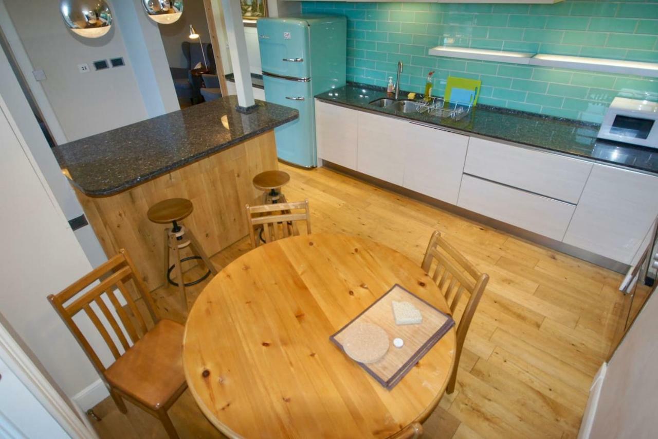 Spacious 2 Bed Apt Next To Royal Mile & Waverley Edinburgh Ngoại thất bức ảnh